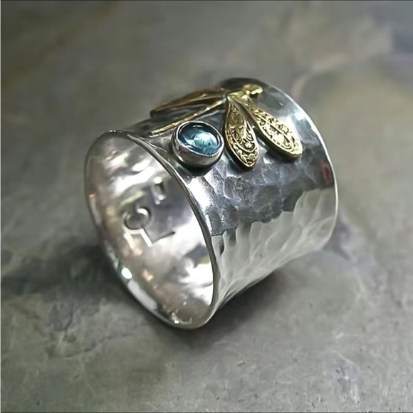 Dragonfly Ring Thumb Ring Silver Tone Hammered Look Unisex - Picture 2 of 13